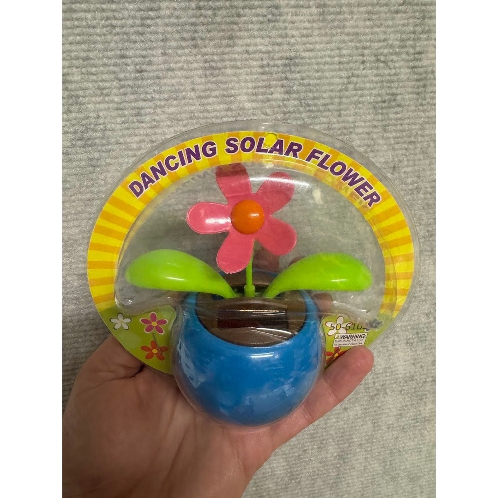 NEW CUTE Solar Powered Dancing Pink Daisy Flower in Blue Pot Bobble Sun Toy